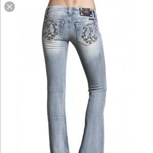 Miss Me light wash flare jeans 29/34